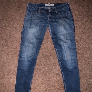 Low waisted hollister jeans